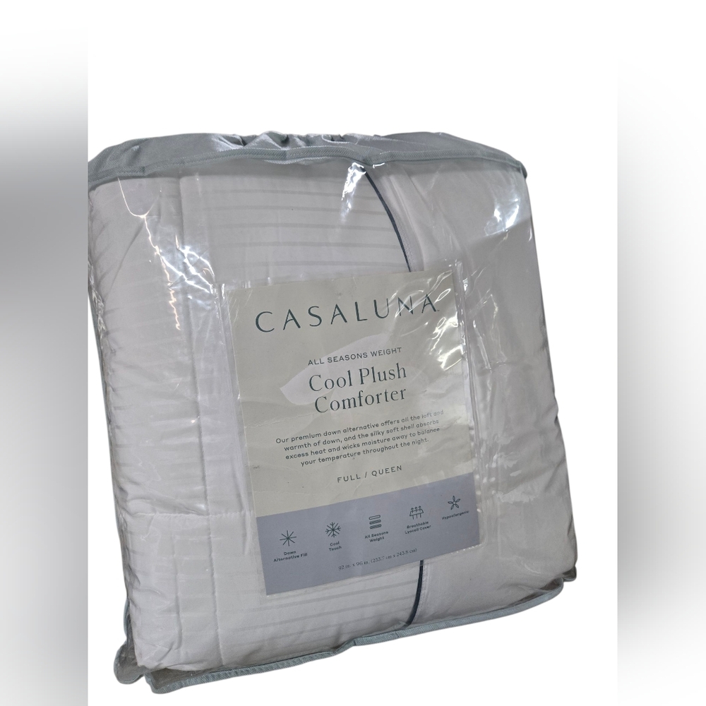 Casaluna Cool Plush Comforter